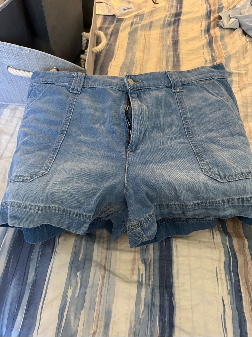 Old Navy Light Wash Men's Denim Shorts